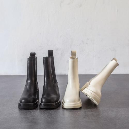 Wigtoday.com, The 2021 All british Casual Martin boot Chelsea Bootie F1002 The 2021 All british Casual Martin boot Chelsea Bootie F1002